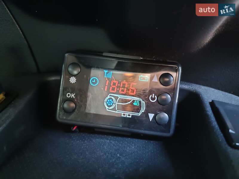 Хэтчбек Nissan Leaf 2017 в Одессе