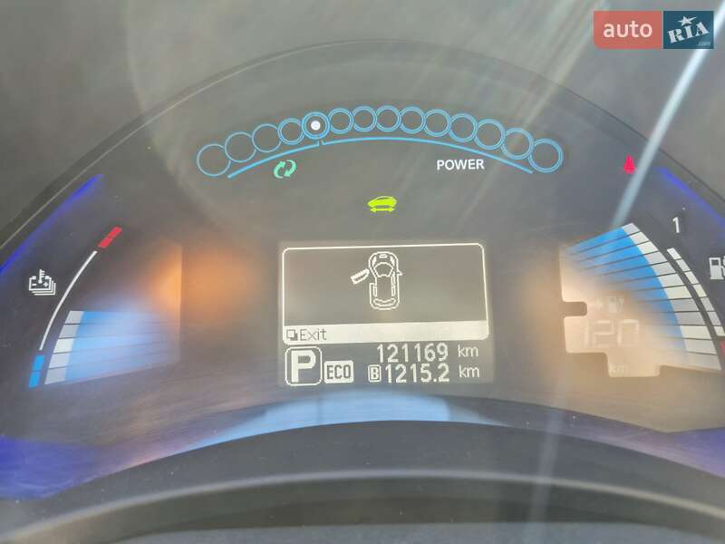 Хэтчбек Nissan Leaf 2013 в Днепре