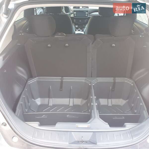 Хэтчбек Nissan Leaf 2018 в Одессе