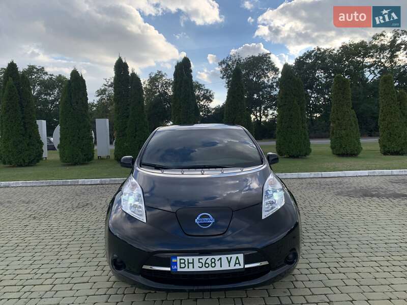 Хэтчбек Nissan Leaf 2014 в Одессе