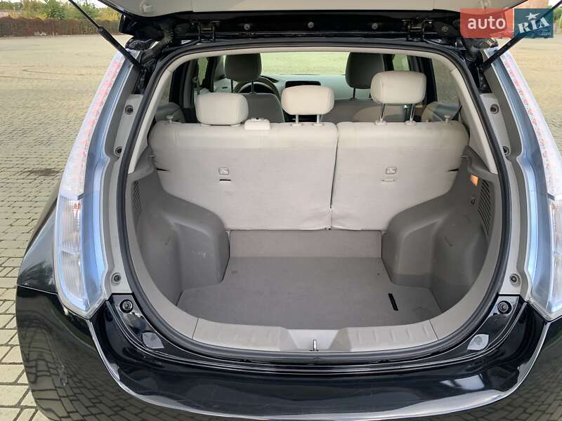 Хэтчбек Nissan Leaf 2014 в Одессе