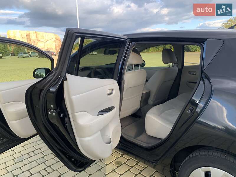 Хэтчбек Nissan Leaf 2014 в Одессе