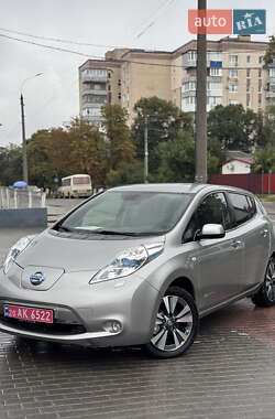 Хетчбек Nissan Leaf 2014 в Кам'янець-Подільському