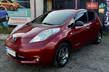 Хэтчбек Nissan Leaf 2015 в Ужгороде