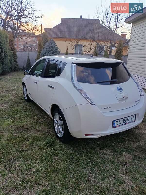 Хетчбек Nissan Leaf 2014 в Кропивницькому фото 30 Хетчбек Nissan Leaf 2014 в Кропивницькому