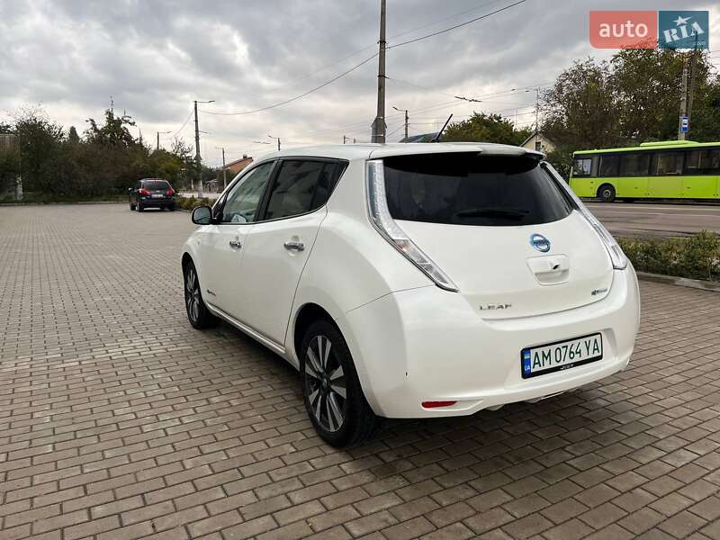 Хэтчбек Nissan Leaf 2015 в Житомире фото 5 Хэтчбек Nissan Leaf 2015 в Житомире