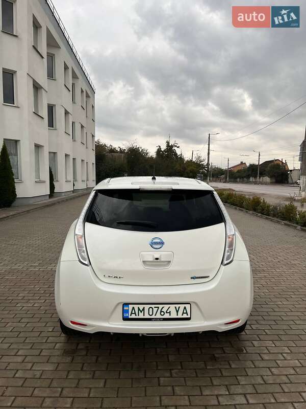 Хэтчбек Nissan Leaf 2015 в Житомире фото 6 Хэтчбек Nissan Leaf 2015 в Житомире