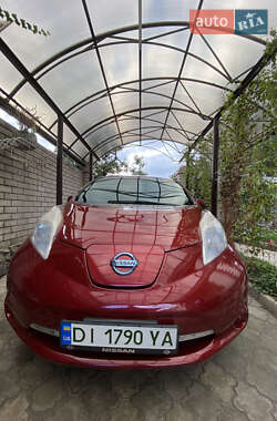 Хэтчбек Nissan Leaf 2013 в Днепре