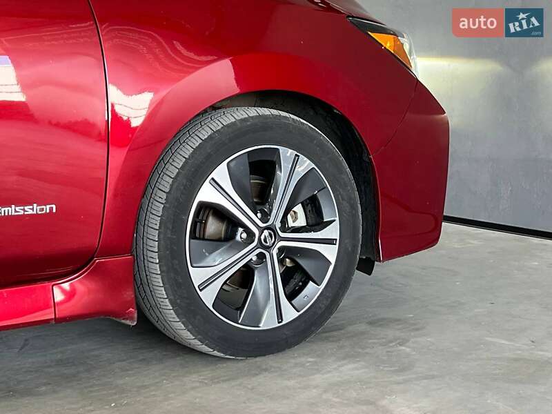 Хэтчбек Nissan Leaf 2018 в Одессе