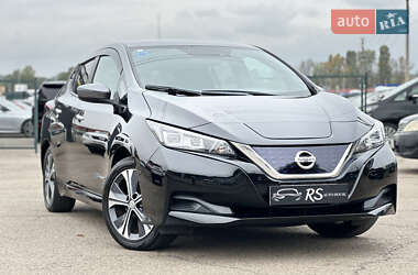 Хэтчбек Nissan Leaf 2019 в Киеве