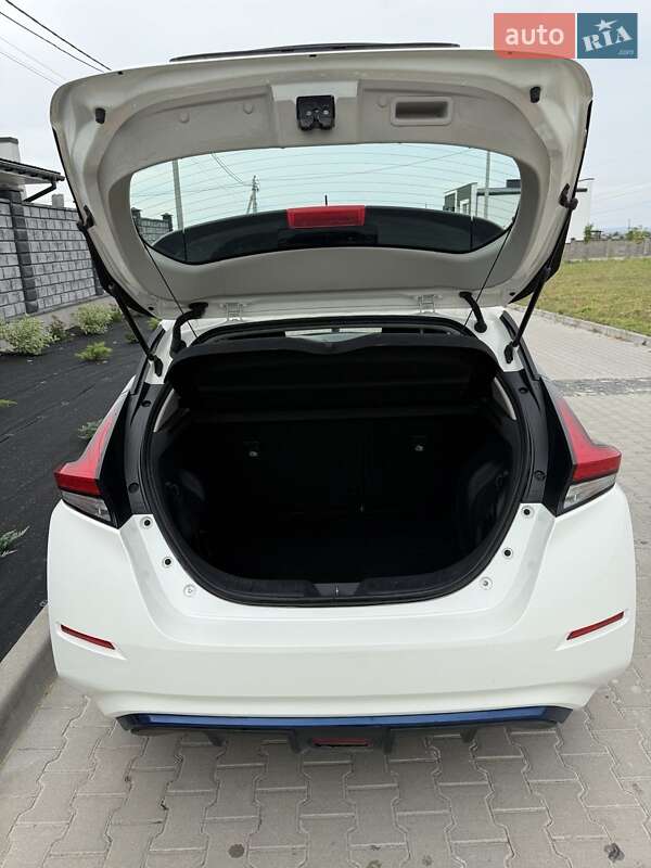 Хетчбек Nissan Leaf 2020 в Рівному