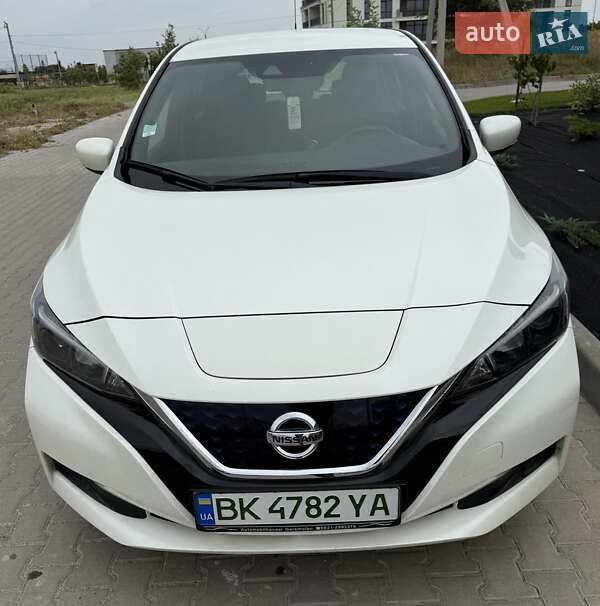 Хетчбек Nissan Leaf 2020 в Рівному