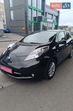 Хэтчбек Nissan Leaf 2016 в Ровно