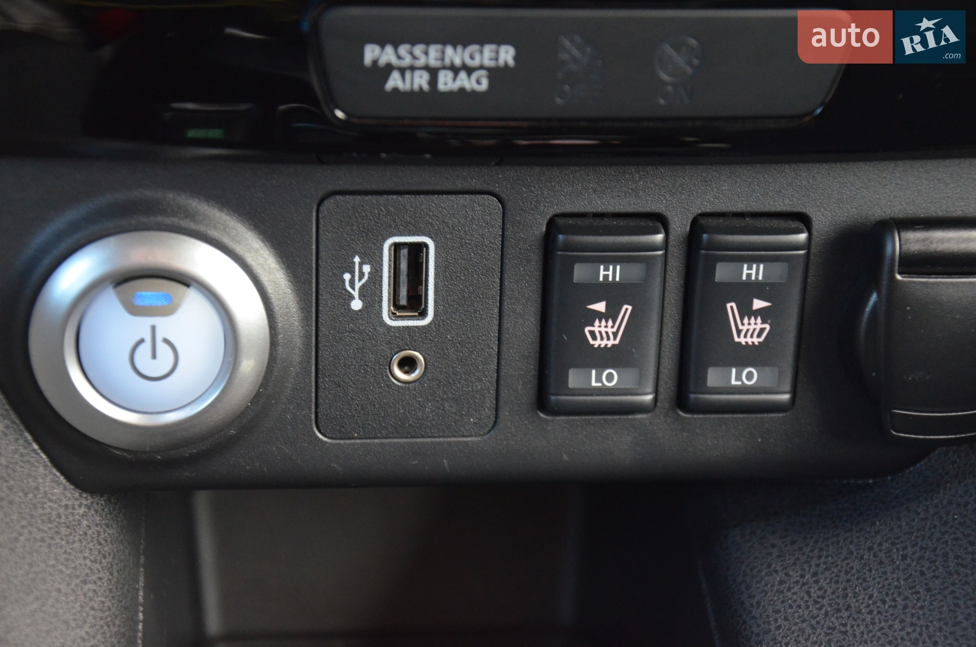 2020 Nissan Leaf - мініатюра 25
