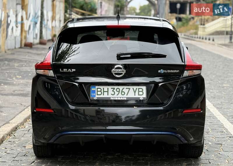 Хэтчбек Nissan Leaf 2018 в Одессе