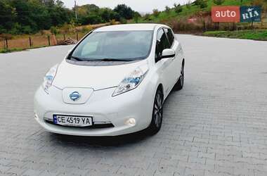 Хэтчбек Nissan Leaf 2015 в Черновцах