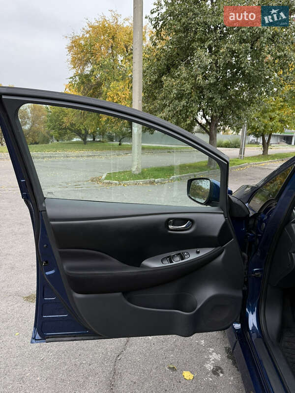 Хэтчбек Nissan Leaf 2018 в Кременчуге фото 24 Хэтчбек Nissan Leaf 2018 в Кременчуге