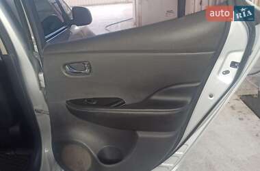 Хетчбек Nissan Leaf 2017 в 