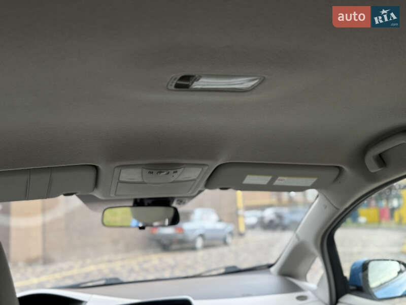 Хетчбек Nissan Leaf 2013 в Вінниці