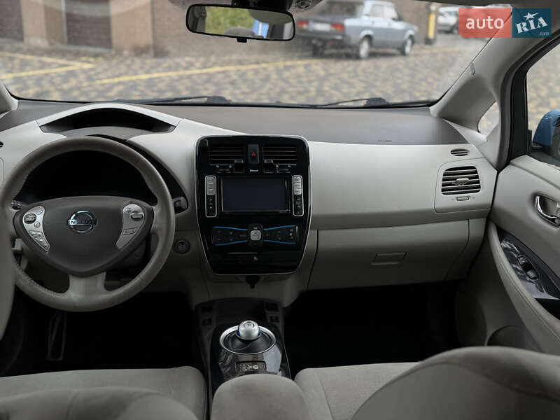 Хетчбек Nissan Leaf 2013 в Вінниці