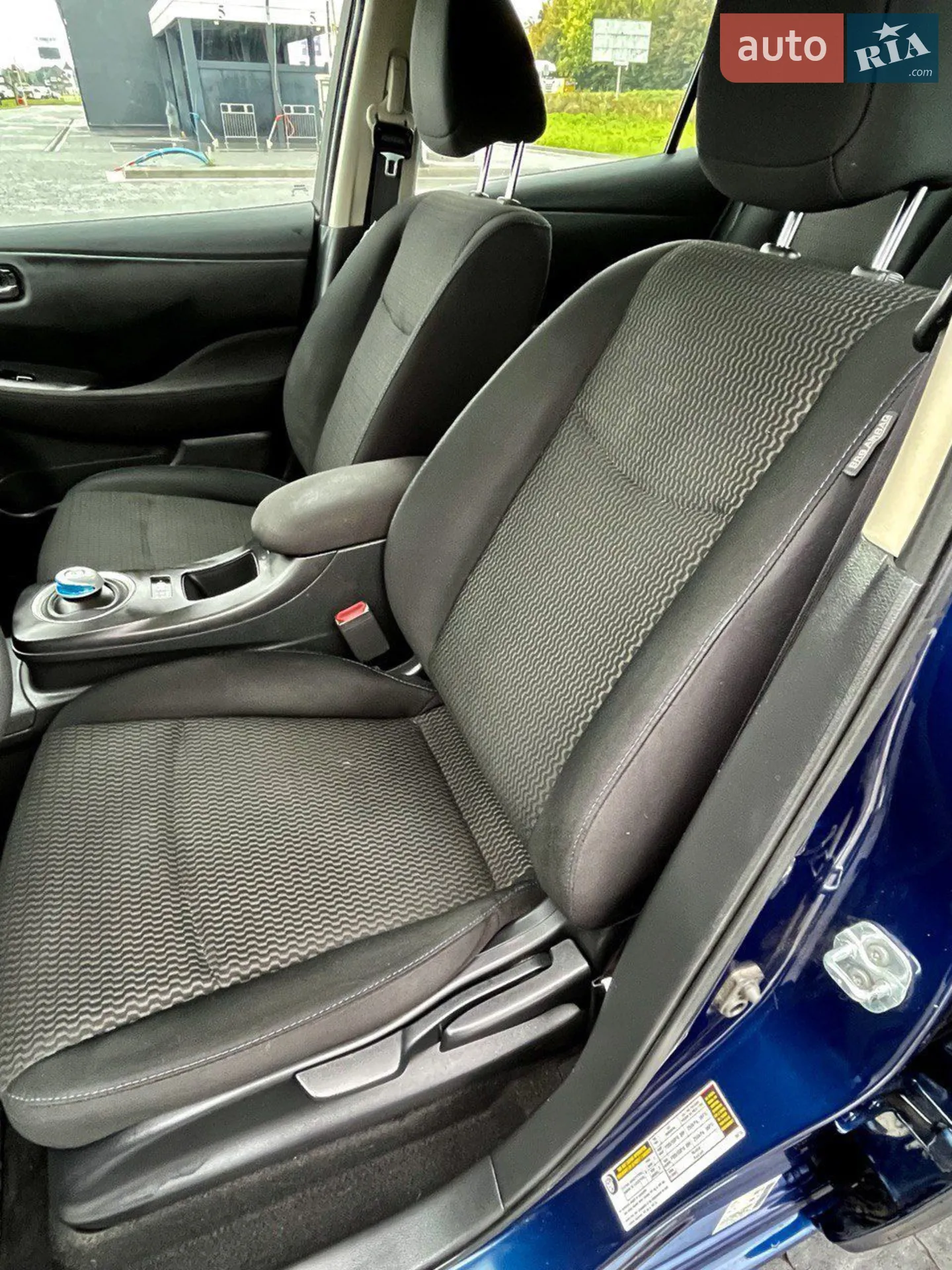 2017 Nissan Leaf - мініатюра 13