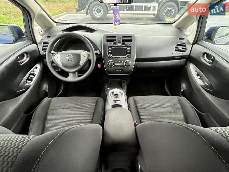 Хэтчбек Nissan Leaf 2017 в Львове