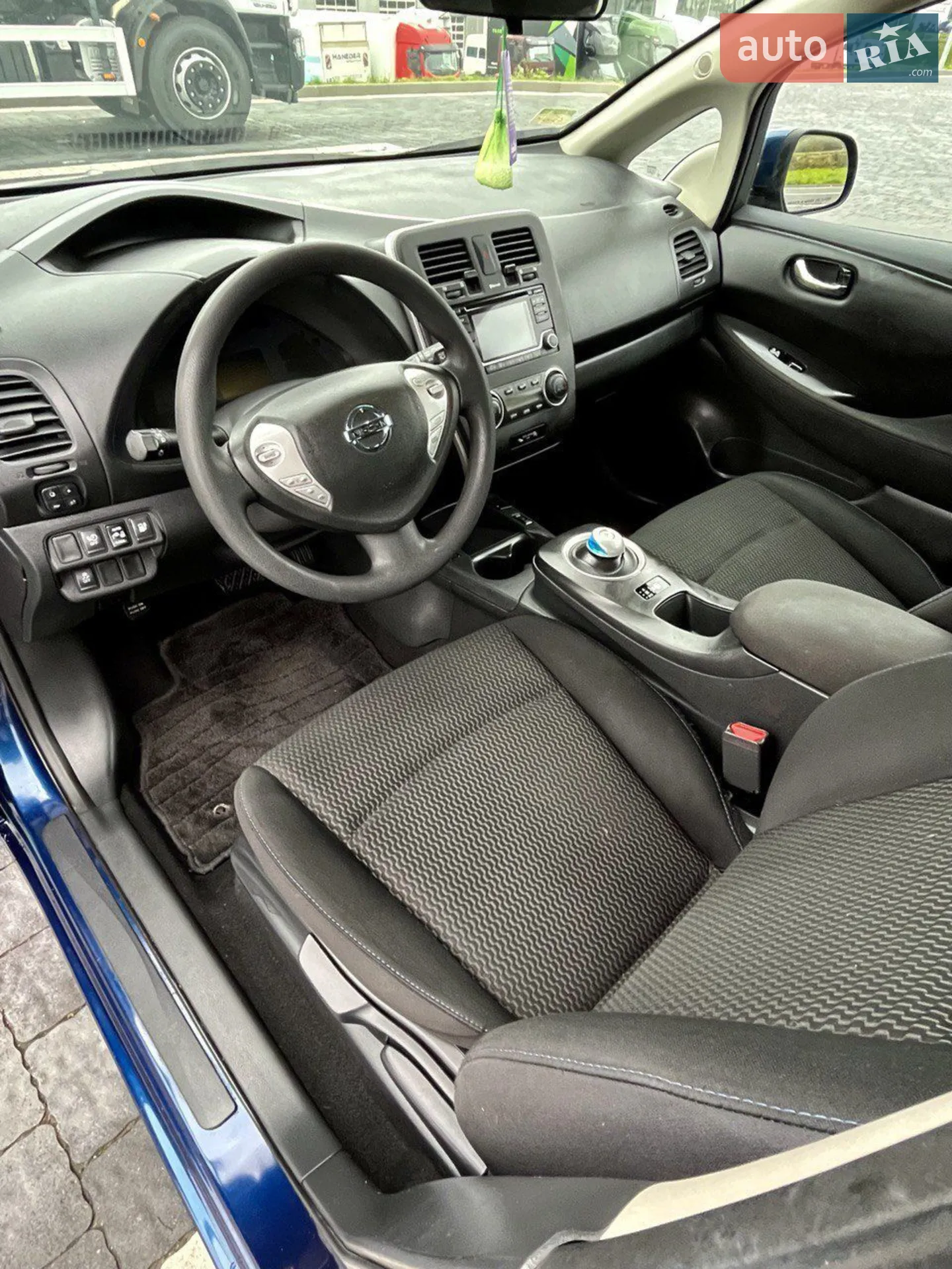 2017 Nissan Leaf - мініатюра 28