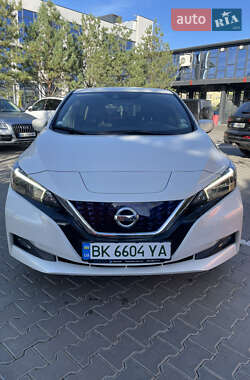 Хетчбек Nissan Leaf 2019 в Рівному
