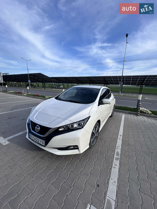 Хэтчбек Nissan Leaf 2019 в Тернополе фото 5 Хэтчбек Nissan Leaf 2019 в Тернополе