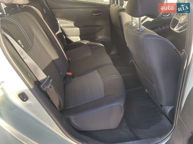 Хэтчбек Nissan Leaf 2018 в Тернополе
