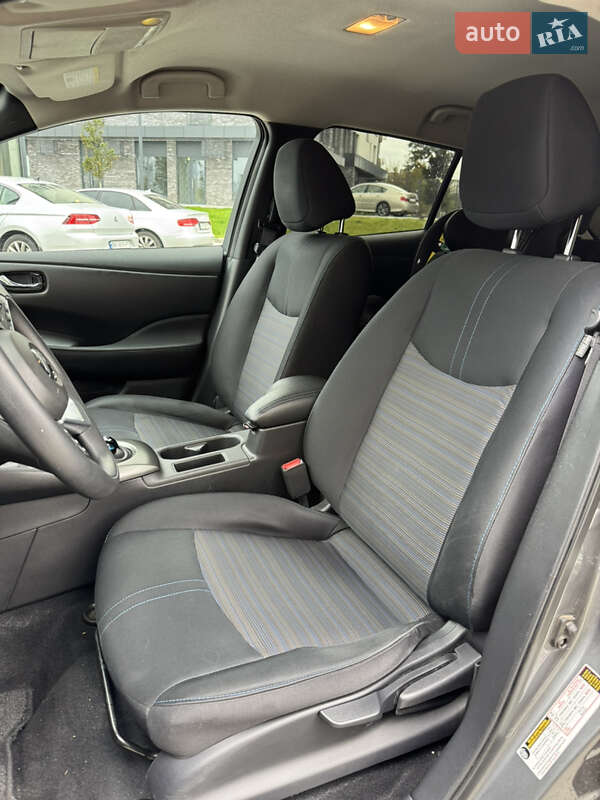 Хэтчбек Nissan Leaf 2018 в Кропивницком фото 12 Хэтчбек Nissan Leaf 2018 в Кропивницком