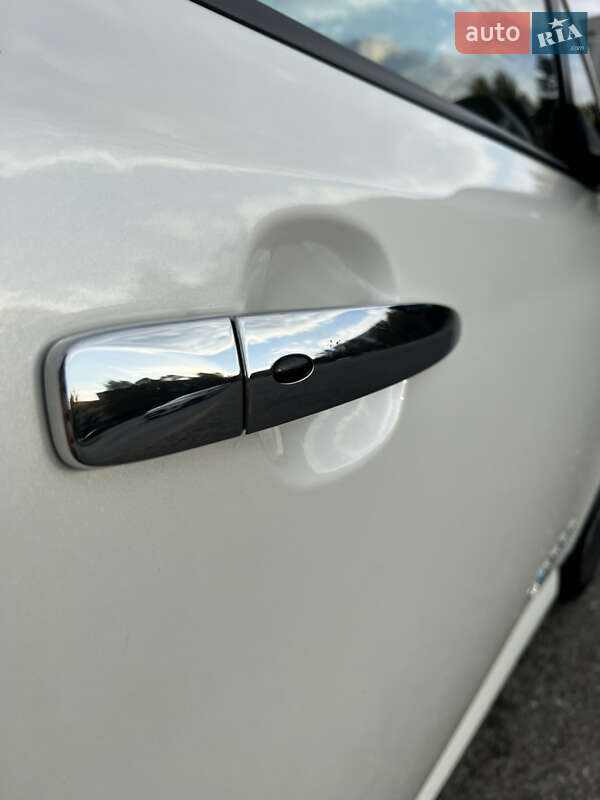 Хэтчбек Nissan Leaf 2018 в Ровно