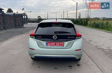 Хэтчбек Nissan Leaf 2018 в 