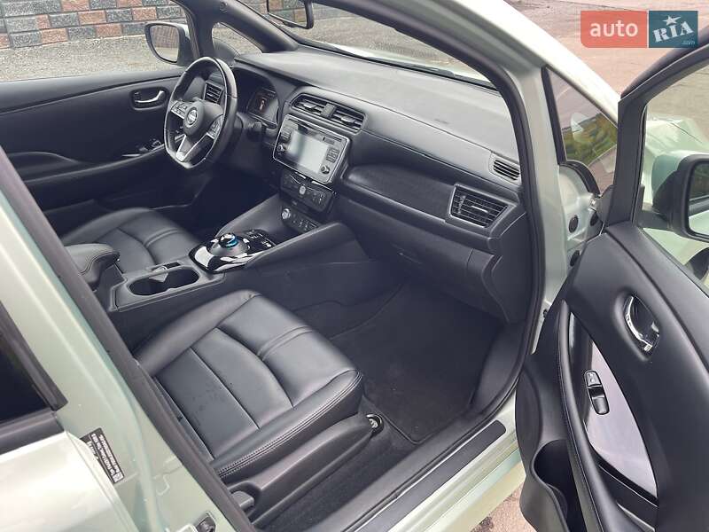 Хетчбек Nissan Leaf 2018 в Рівному фото 25 Хетчбек Nissan Leaf 2018 в Рівному