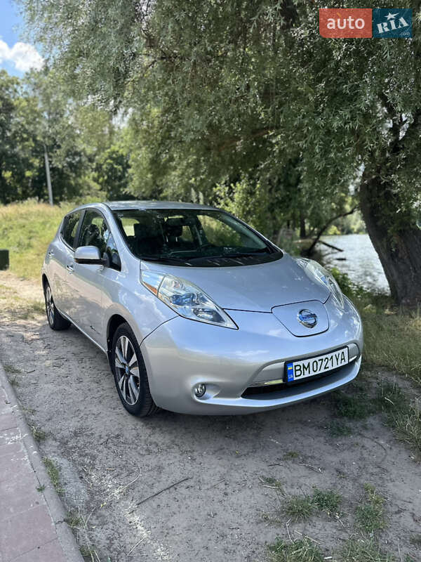 Хэтчбек Nissan Leaf 2014 в Сумах