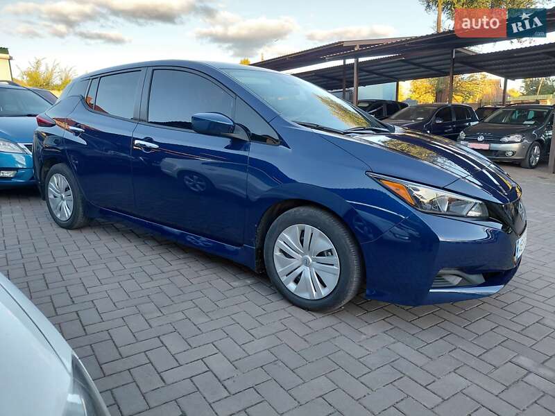 Хэтчбек Nissan Leaf 2024 в Кривом Роге фото 19 Хэтчбек Nissan Leaf 2024 в Кривом Роге