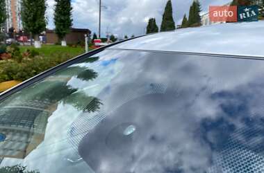 Хэтчбек Nissan Leaf 2012 в 
