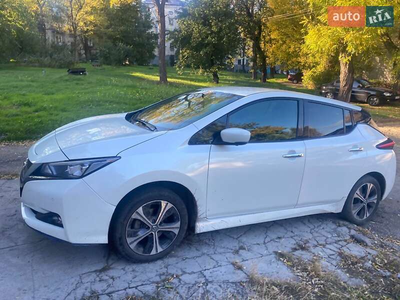 Nissan Leaf, фото з оголошення