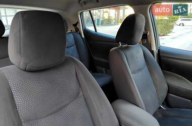 Хэтчбек Nissan Leaf 2014 в 