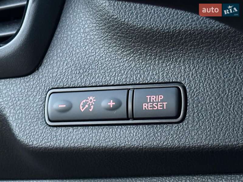 Хэтчбек Nissan Leaf 2020 в Николаеве
