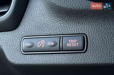 Хэтчбек Nissan Leaf 2020 в 