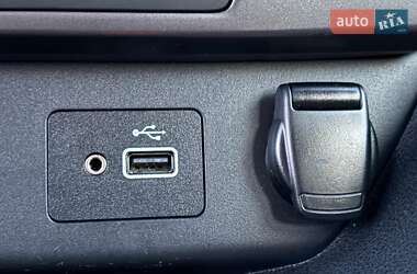 Хэтчбек Nissan Leaf 2020 в 