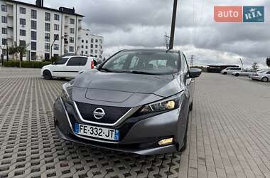 Хэтчбек Nissan Leaf 2019 в 