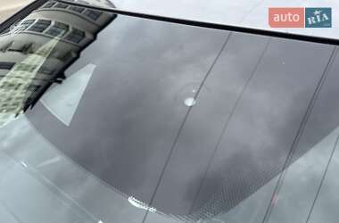 Хэтчбек Nissan Leaf 2019 в 