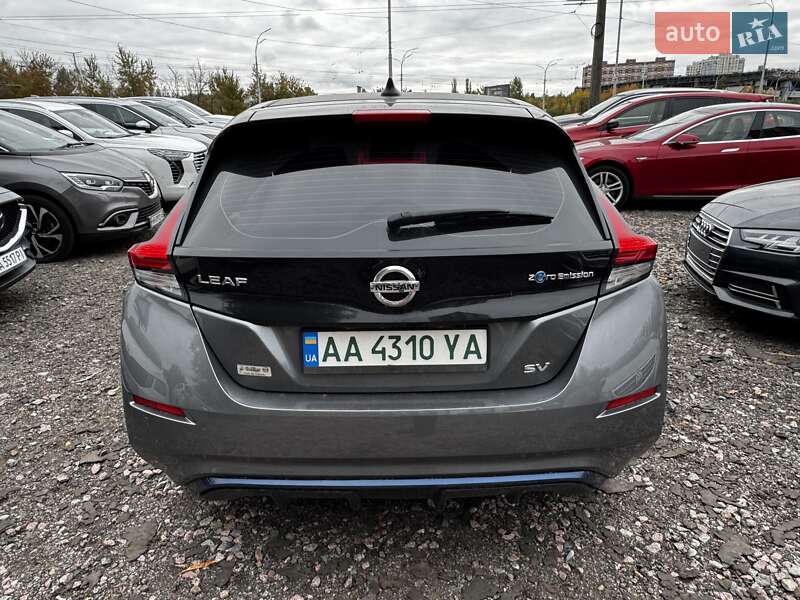 Хэтчбек Nissan Leaf 2020 в Киеве фото 6 Хэтчбек Nissan Leaf 2020 в Киеве