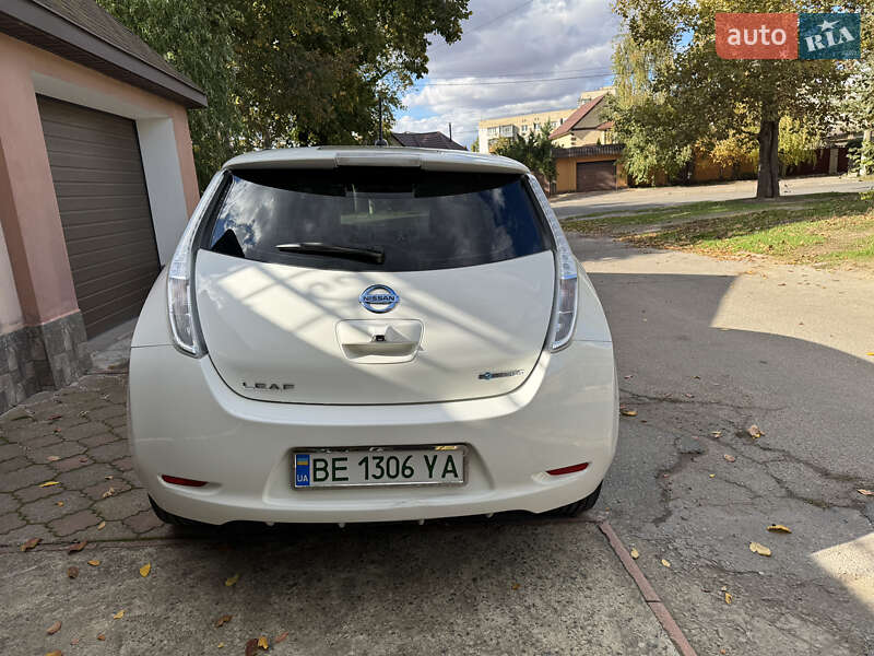 Хэтчбек Nissan Leaf 2015 в Херсоне фото 10 Хэтчбек Nissan Leaf 2015 в Херсоне