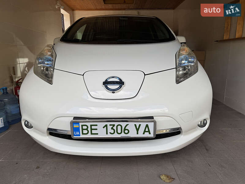 Хэтчбек Nissan Leaf 2015 в Херсоне фото 47 Хэтчбек Nissan Leaf 2015 в Херсоне