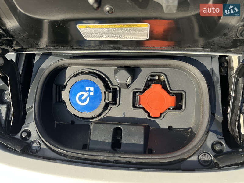 Хэтчбек Nissan Leaf 2020 в Одессе фото 21 Хэтчбек Nissan Leaf 2020 в Одессе