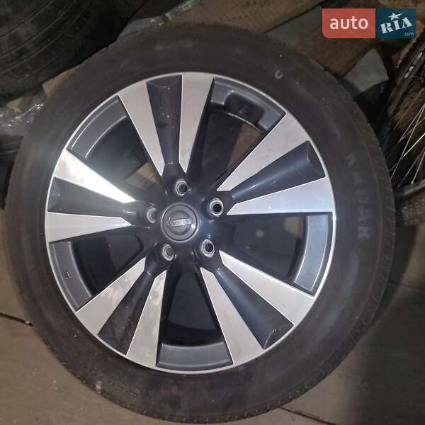 Хэтчбек Nissan Leaf 2014 в Коростышеве фото 4 Хэтчбек Nissan Leaf 2014 в Коростышеве