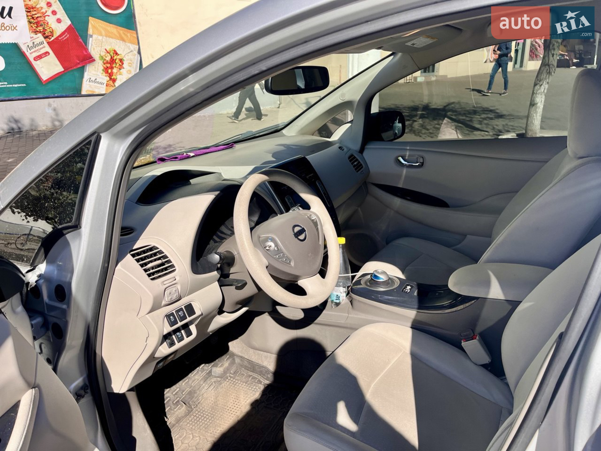 2011 Nissan Leaf - фото 1